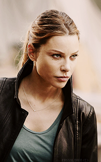 Lauren German 5gc2iITn_o