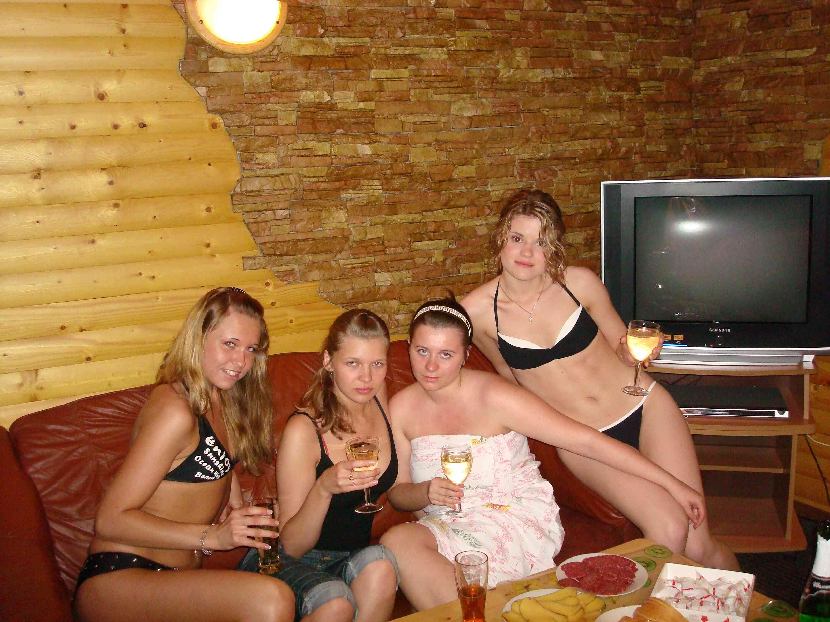 семейные свингеры в бане русские фото 97