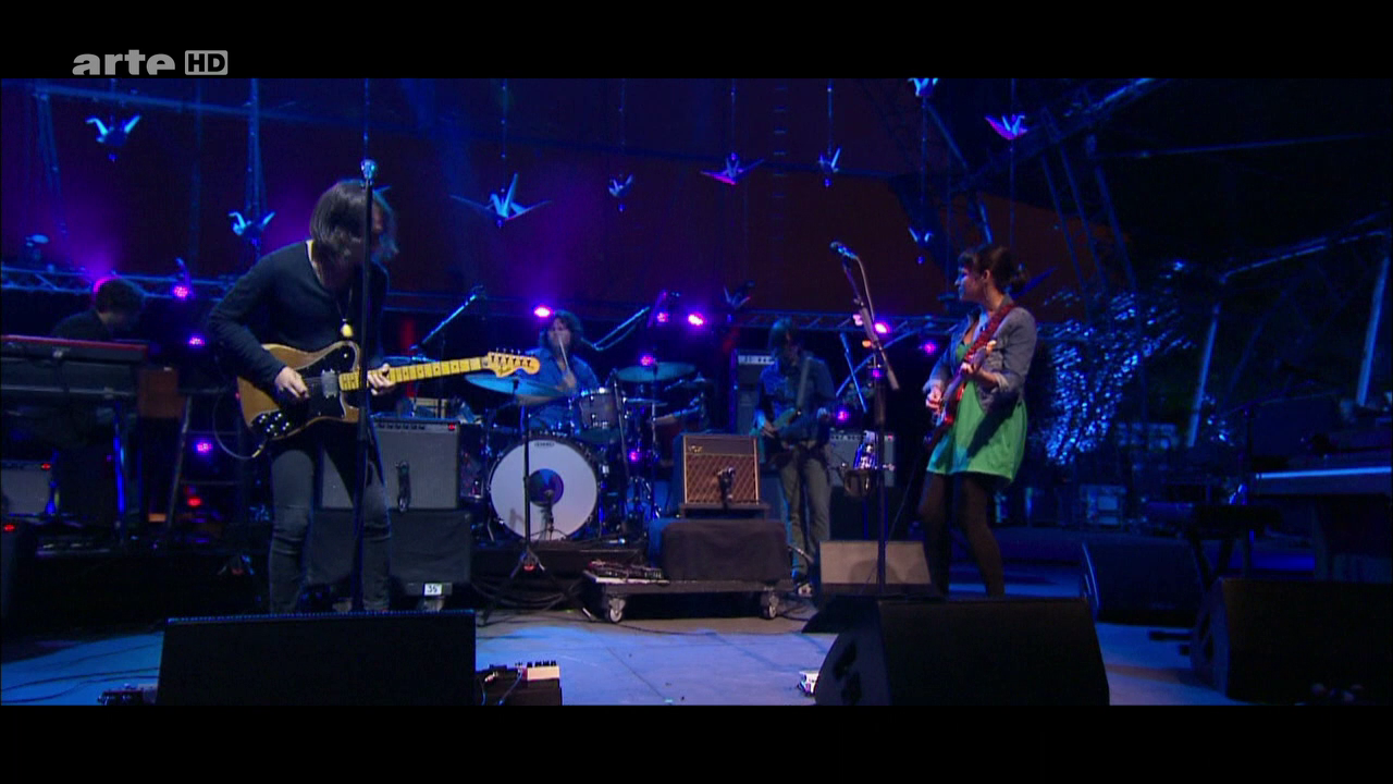 2012 Norah Jones - In Concert at We Love Green Festival [HDTV 720p] 3