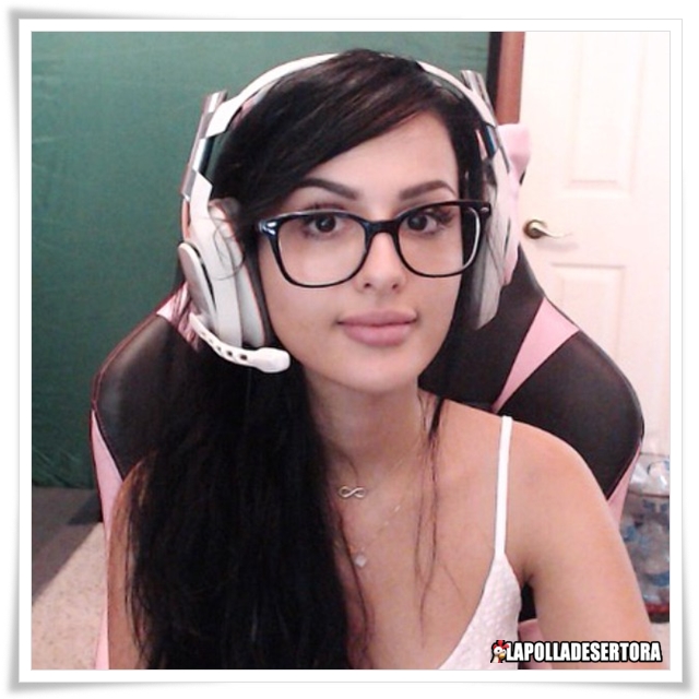 Pornstar That Looks Like Sssniperwolf