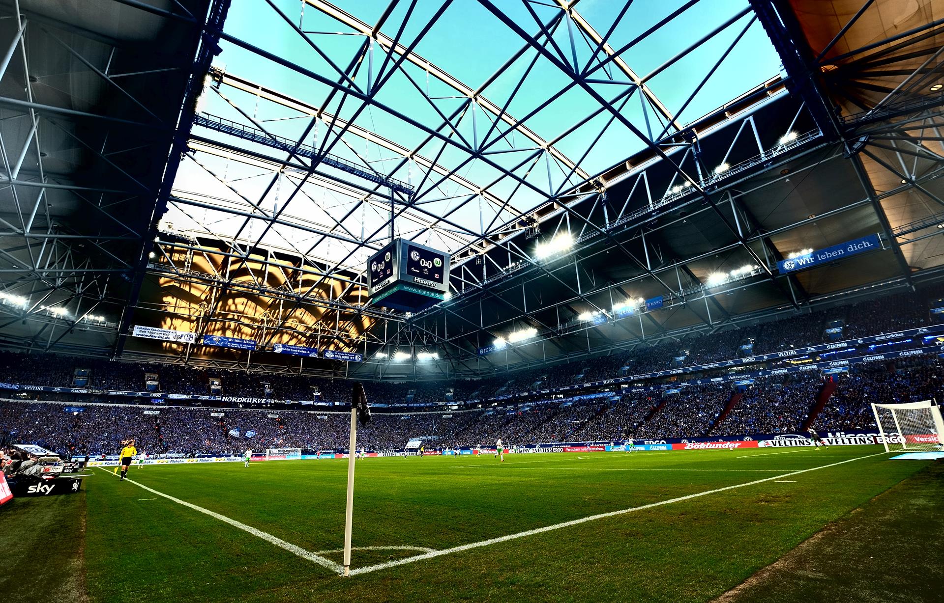 Veltins arena. Стадион Шальке 04. Фельтинс-Арена футбольный стадион. Фельтинс Арена Гельзенкирхен. ФК Шальке стадион.