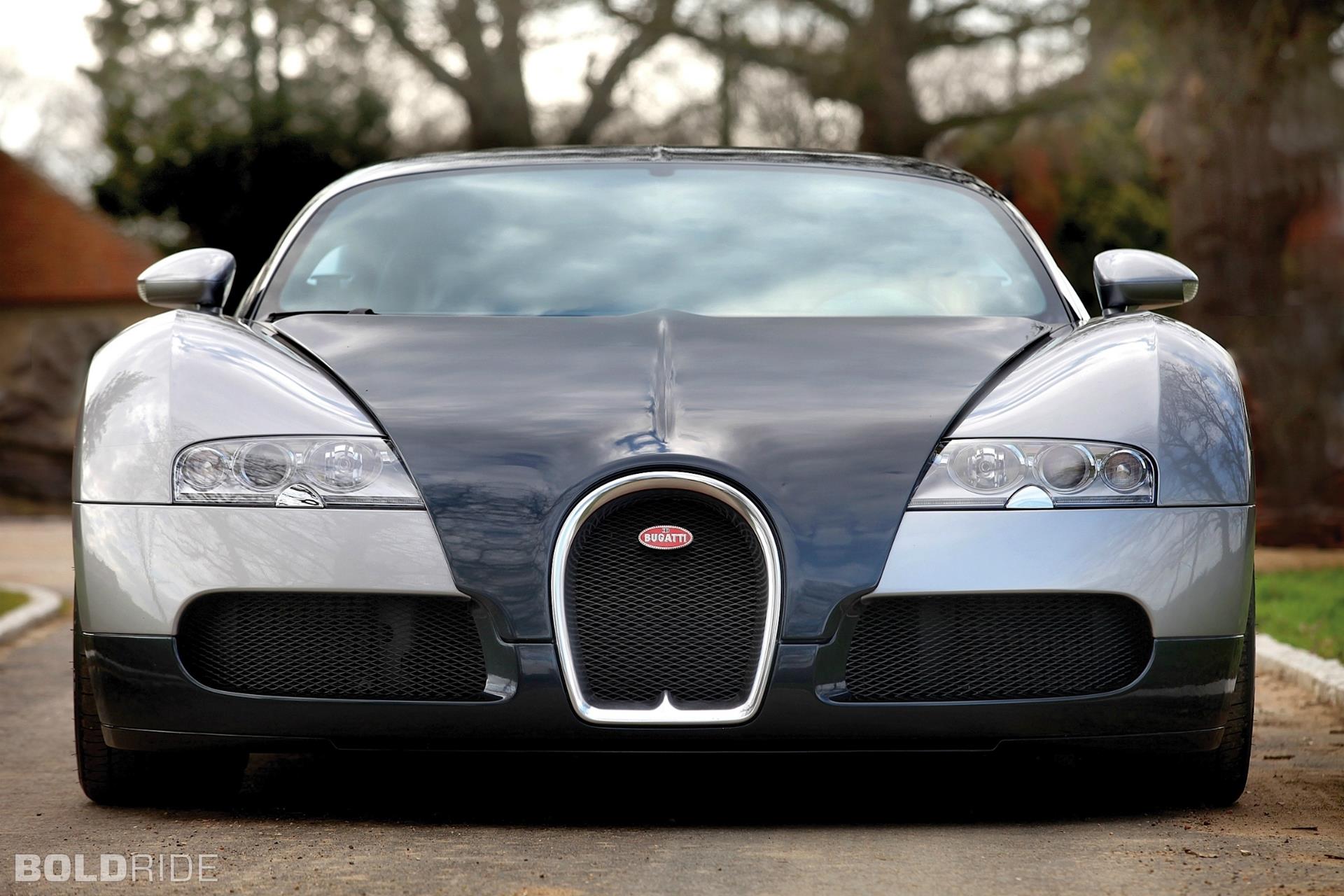 Bugatti veyron front